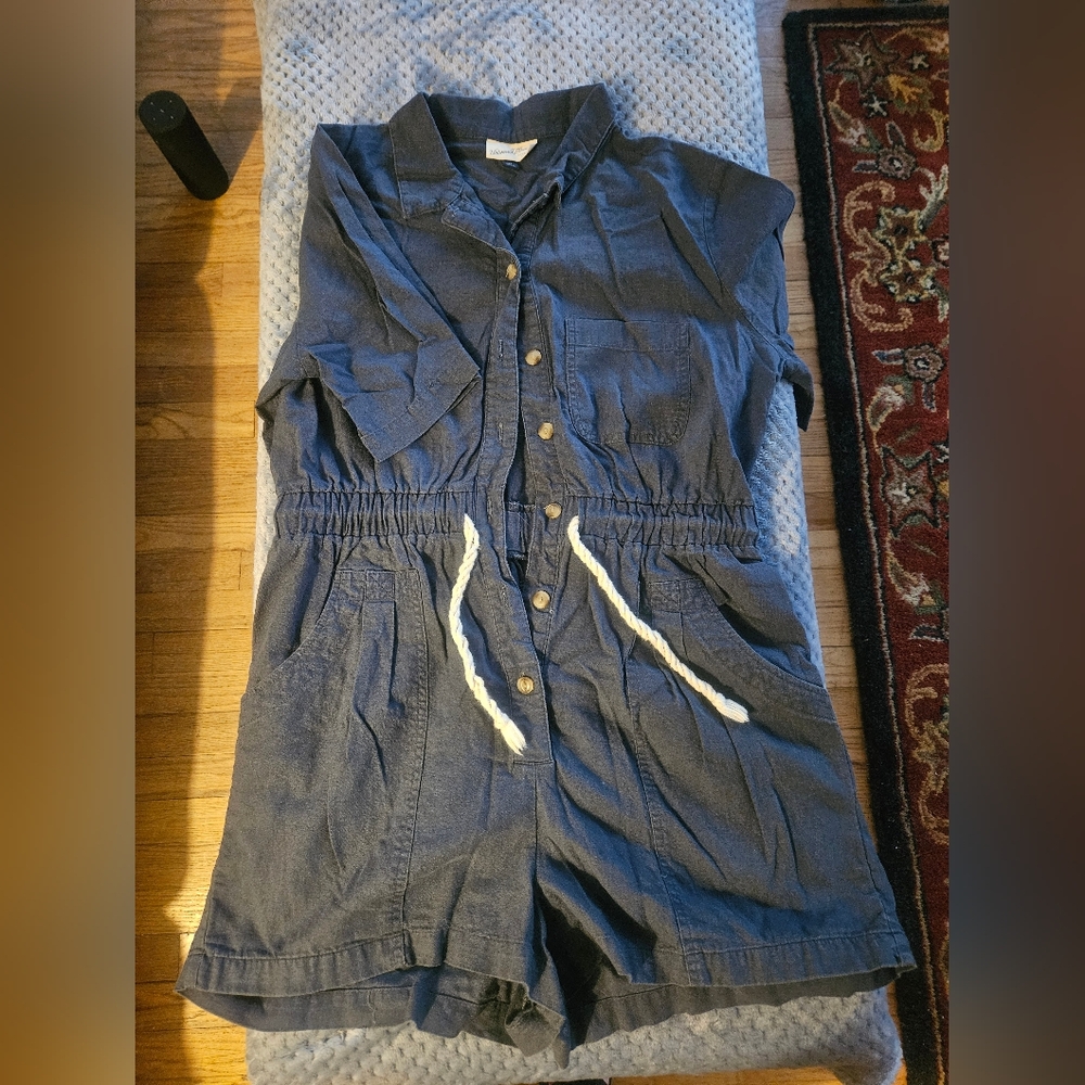 Navy Blue Universal Threads Shorts Romper/Jumper - Medium